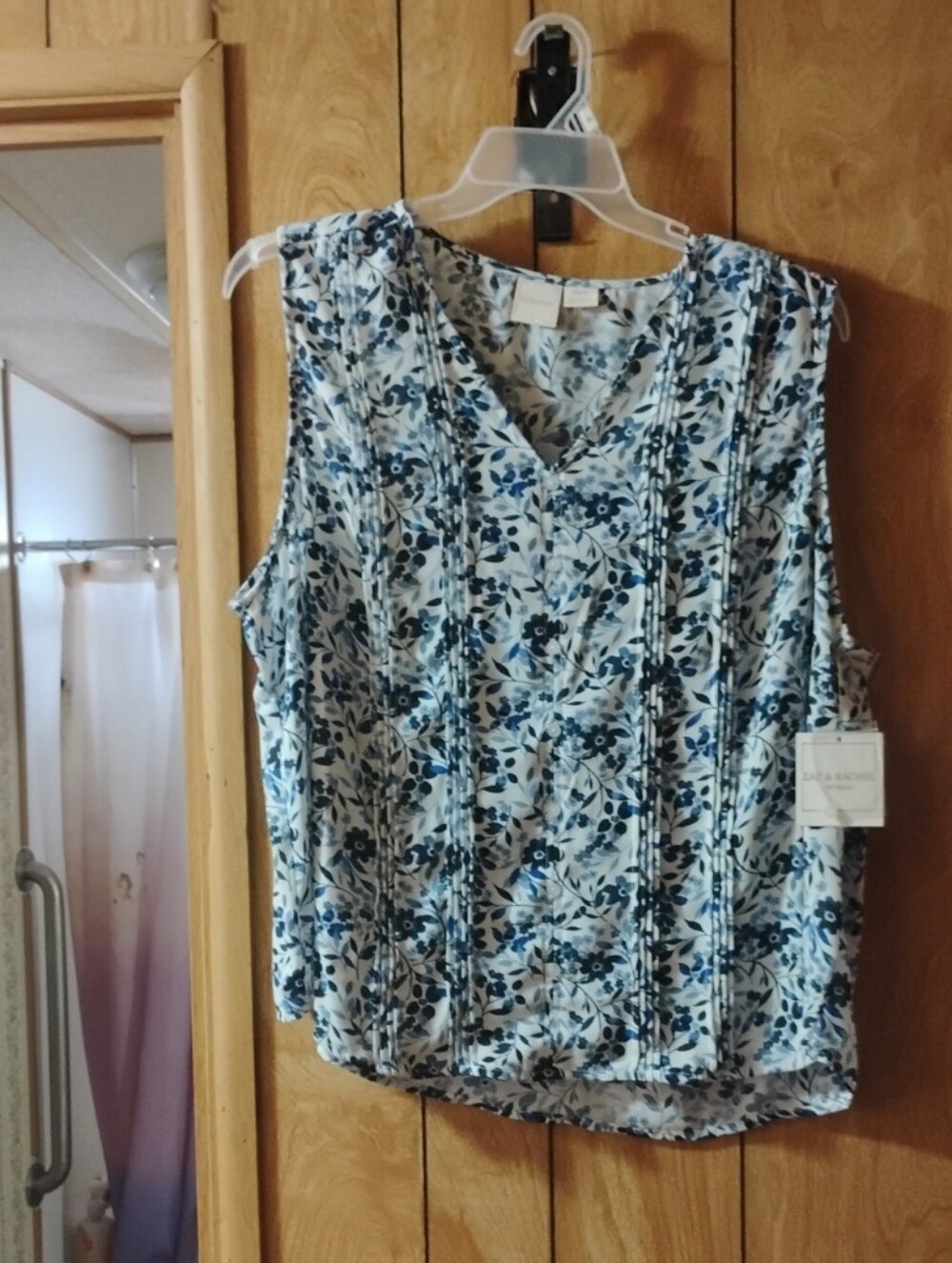 Zac & Rachel Blue and White Floral V-Neck Sleeveless Top